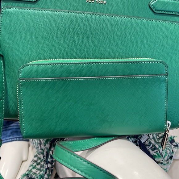Kate Spade Staci Large Continental Wallet 
Green Bean - Picture 2 of 16